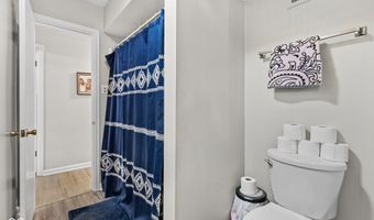 34 Colony Rd, Anderson, IN 46011