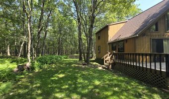 8 Running Bear Ln, Albrightsville, PA 18210
