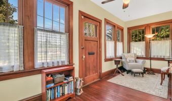 654 Main St, Antioch, IL 60002