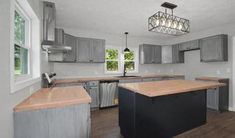4177 Gum Flat Rd, Bells, TN 38006