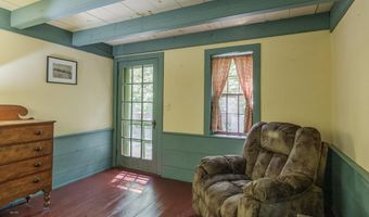94 Cold Pond Rd, Acworth, NH 03601