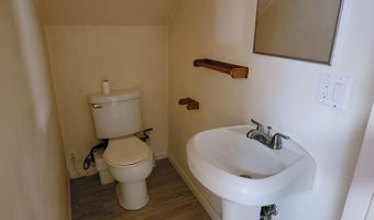 506 Forest Brook Dr, Absecon, NJ 08205