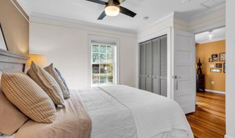 109 Capstan Ave, Beachwood, NJ 08722