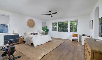 2610 Garden House Rd, Carlsbad, CA 92009