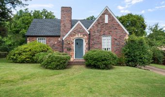 605 Avenue E, West Point, GA 31833