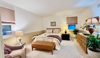 6316 Duxbury Dr SE, Ada, MI 49301