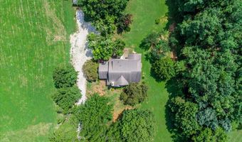 530 Patteson School Rd, Appomattox, VA 24522