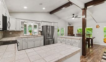 1667 Oakwood Trl, Allegan, MI 49010