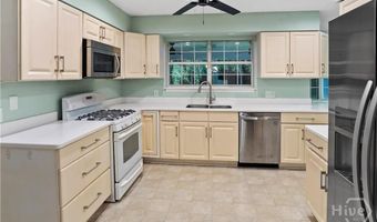 115 Phyllis Dr, Savannah, GA 31419