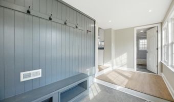 47 Church St, Allentown, NJ 08501