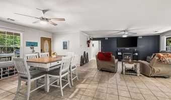 10823 Wyllia Rd, Benton, AR 72019