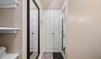 618 OAKHURST Dr, Cheyenne, WY 82009