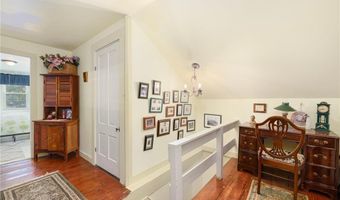 85 Sweet Ln, North Kingstown, RI 02852