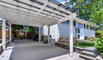 10228 HATHERLEIGH Dr, Bethesda, MD 20814