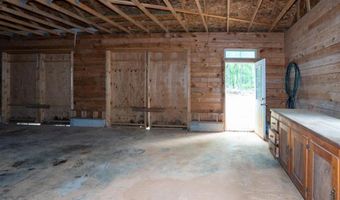 225 Coburn Ln, Appomattox, VA 24522
