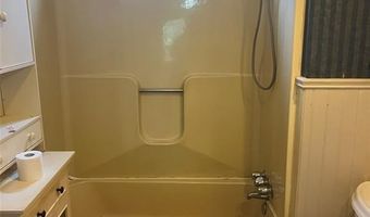 2670 N Rodgers Ave, Alton, IL 62002