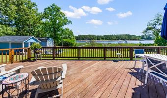 738 Dawson Creek Rd, Arapahoe, NC 28510