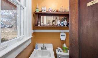905 N 2nd St, Arkansas City, KS 67005