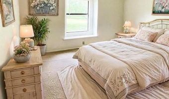 1215 Honeysuckle Dr, Keene, TX 76059