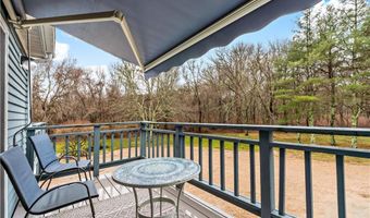 50 S Bay Dr 19, Narragansett, RI 02882