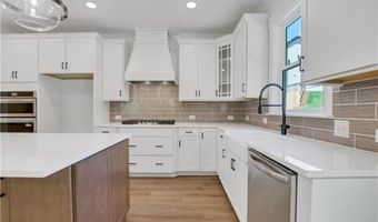 358 Conifer Ln, Ball Ground, GA 30107