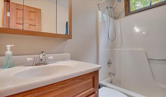 361 Birch Dr, Blakeslee, PA 18610
