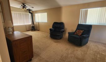 200 Cathedral Vly, Ash Fork, AZ 86320