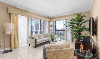 20505 E Country Club Dr PH-38, Aventura, FL 33180
