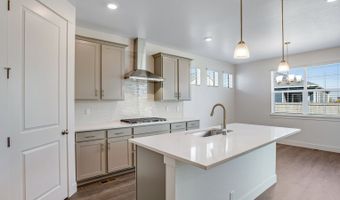 1820 Chaffee Crest Dr, Berthoud, CO 80513