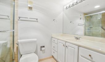5904 MOUNT EAGLE Dr 718, Alexandria, VA 22303