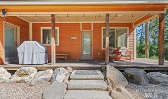 23 Waterline Ln, Cascade, ID 83611
