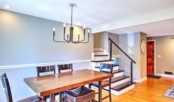 62 Meadowcrest Dr, Cumberland, RI 02864