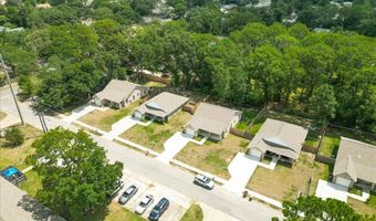 390 Rosalie Maria Dr, Biloxi, MS 39531
