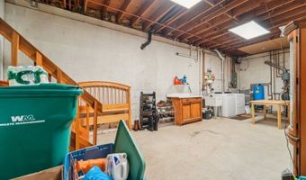 4 Crest Hill Dr, Alloway, NJ 07461