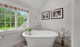 6600 Dye Rd, Akron, NY 14001