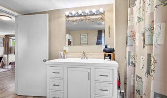 609 Old Brick Rd, Auburn, IN 46706
