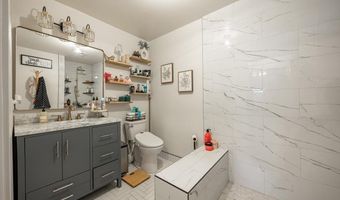 805 Babs Ave, Benton City, WA 99320