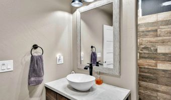 7083 Helena St, Bonners Ferry, ID 83805
