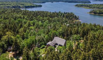 379 Bay View Dr, Bar Harbor, ME 04609