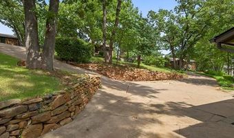 1311 Evergreen Dr, Bartlesville, OK 74006