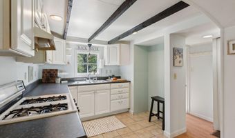 592 Old Stage Rd, Arrowsic, ME 04530