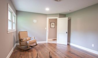 307 NE Morningside Ln, Abingdon, VA 24210