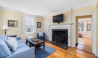 26 Thames St, Newport, RI 02840