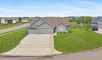 2245 S Nicole Cir, Andover, KS 67002