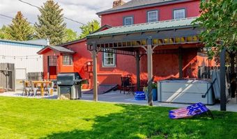 1226 Salsbury Ave, Cody, WY 82414