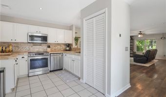 36 Sandy Pointe Dr, Bluffton, SC 29910