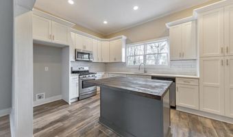 112 Cherry St, Adairsville, GA 30103