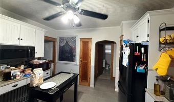 32 Hopkins Ter, Cumberland, RI 02864