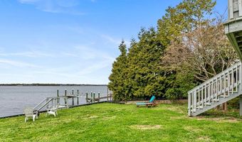 233 Terrace Ave, East Providence, RI 02915