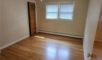 72 Blueberry Dr, East Greenwich, RI 02818
